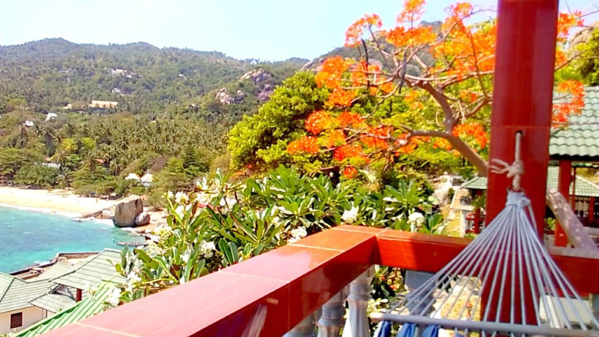 Family Tanotebay Resort Koh Tao Exterior photo